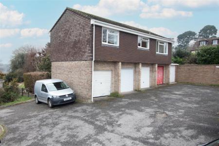 Laurel Close, Corfe Mullen