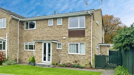 Stirrup Close, Wimborne