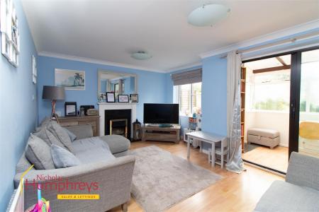 3 bedroom Terraced House for sale in Old Manor Close, Wimborne