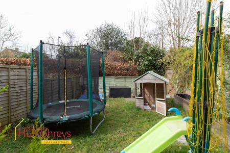 3 bedroom Terraced House for sale in Old Manor Close, Wimborne