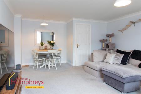 3 bedroom Terraced House for sale in Newmans Close, Wimborne