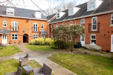 3 bedroom Terraced House for sale in Newmans Close, Wimborne