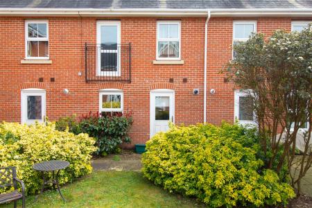 3 bedroom Terraced House for sale in Newmans Close, Wimborne