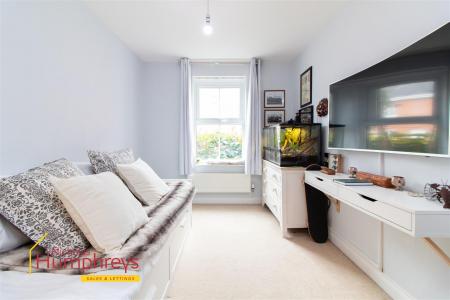 3 bedroom Terraced House for sale in Newmans Close, Wimborne