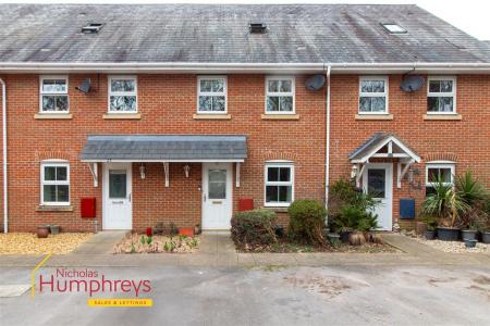 3 bedroom Terraced House for sale in Newmans Close, Wimborne