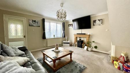 3 bedroom Detached house for sale in Camellia Close, Three Legged Cross
