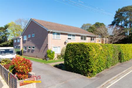 Princes Road, Ferndown