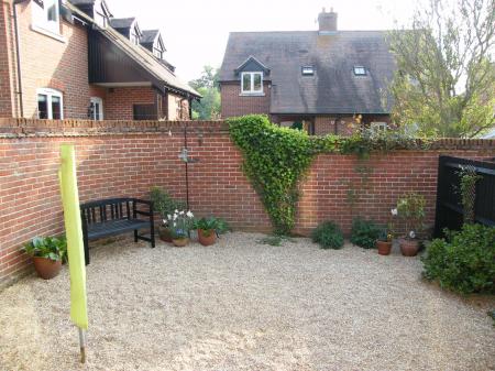 2 bedroom End of terrace house to let in Sturminster Marshall, Wimborne