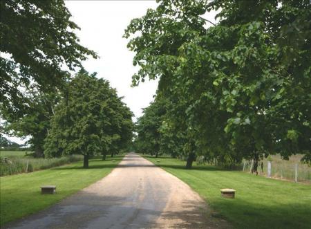 2 bedroom End of terrace house to let in Sturminster Marshall, Wimborne
