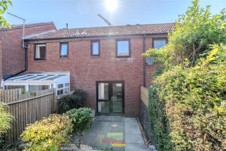 2 bedroom Terraced House to let in Greenhayes Rise, Wimborne