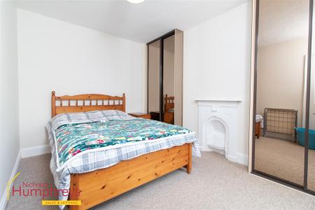 2 bedroom Semi-detached house to let in ST CATHERINES, WIMBORNE
