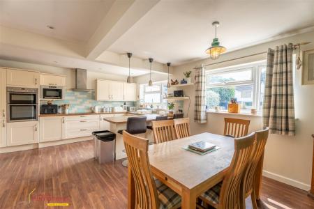 5 bedroom Detached bungalow for sale in Heron Drive, Wimborne