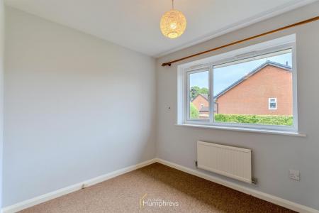 2 bedroom Terraced House to let in Colt Close, Wimborne