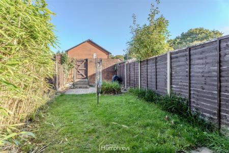 2 bedroom Terraced House to let in Canford View Drive, Colehill