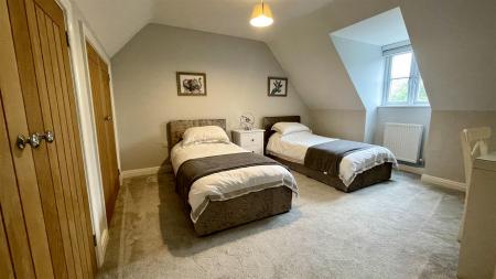 5 bedroom Detached house for sale in Ainsley Road, Wimborne