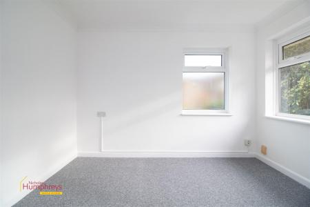 2 bedroom Detached bungalow to let in MORLEY CLOSE, BURTON