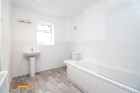 2 bedroom Detached bungalow to let in MORLEY CLOSE, BURTON