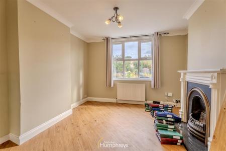 2 bedroom Terraced House to let in St Catherines, Wimborne