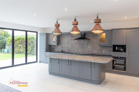 5 bedroom Detached bungalow for sale in Martindale Avenue, Wimborne