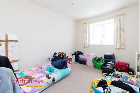 3 bedroom Detached house to let in VALLIS CLOSE, BAITER PARK, POOLE