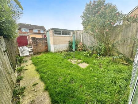 3 bedroom Terraced House to let in JUBILEE ROAD, CORFE MULLEN
