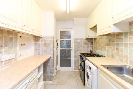 3 bedroom Semi-detached house to let in Warren Walk, Ferndown