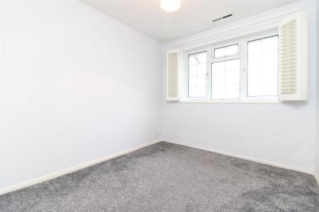 3 bedroom Semi-detached house to let in Warren Walk, Ferndown