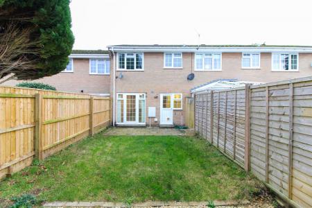 3 bedroom Semi-detached house to let in Warren Walk, Ferndown