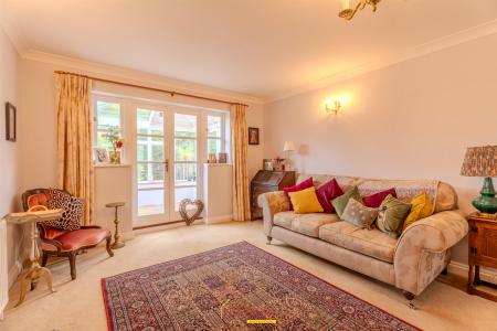 3 bedroom Terraced House to let in Bournemouth Road, Charlton Marshall