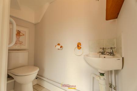 3 bedroom Terraced House to let in Bournemouth Road, Charlton Marshall