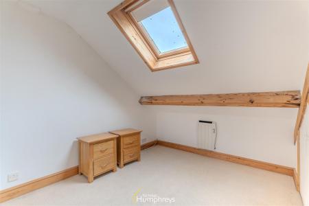 3 bedroom Apartment to let in High Street, Swanage
