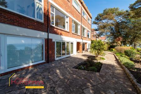 2 bedroom Apartment to let in Durley Gardens, Bournemouth