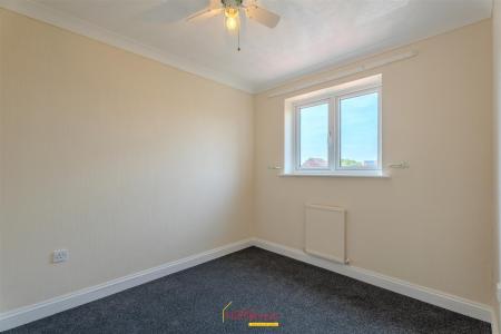 3 bedroom Town house to let in Lander Close, Poole