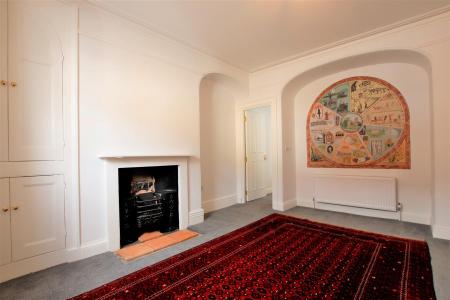 4 bedroom Town house to let in West Borough, Wimborne