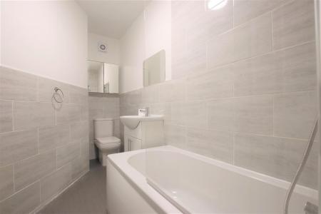 1 bedroom Apartment to let in New Borough Road, Wimborne