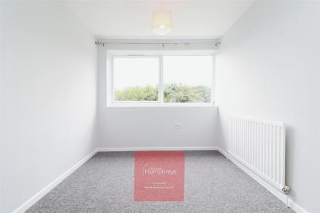 3 bedroom Detached house to let in FARRIERS CLOSE, COLEHILL