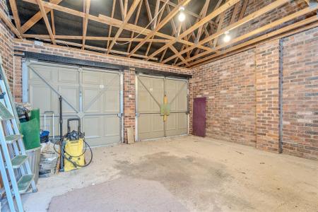 4 bedroom Detached house for sale in Hobbs Park, St. Leonards