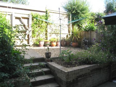 3 bedroom Terraced House to let in Allenview Road, Wimborne