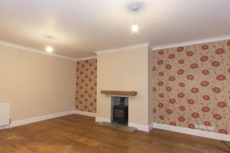 3 bedroom Terraced House to let in Allenview Road, Wimborne