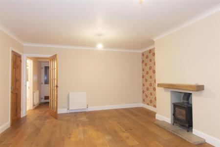 3 bedroom Terraced House to let in Allenview Road, Wimborne