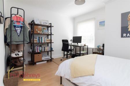 3 bedroom Detached house for sale in Wimborne Road, Colehill