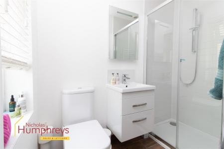 3 bedroom Detached house for sale in Wimborne Road, Colehill