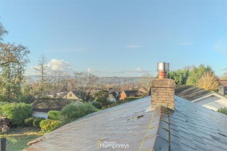 2 bedroom Detached house for sale in Rowlands Hill, Wimborne