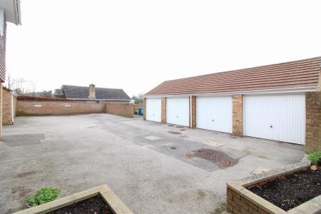 2 bedroom Apartment to let in MERLEY LANE, MERLEY WIMBORNE