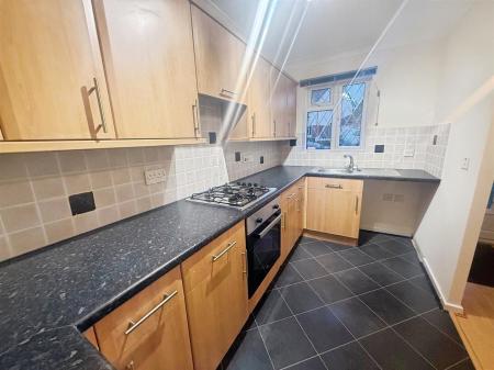 2 bedroom Detached house to let in RADIPOLE ROAD, CANFORD HEATH,