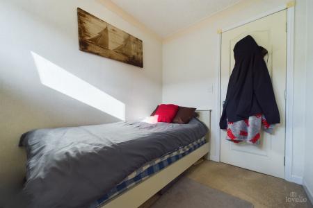 2 bedroom Park home for sale in Barton Broads Park, Maltkiln R, Barton-upon-Humber, North Lincolnshire, DN18