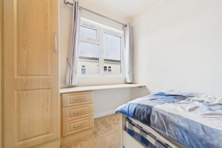 2 bedroom Park home for sale in Barton Broads Park, Maltkiln R, Barton-upon-Humber, North Lincolnshire, DN18