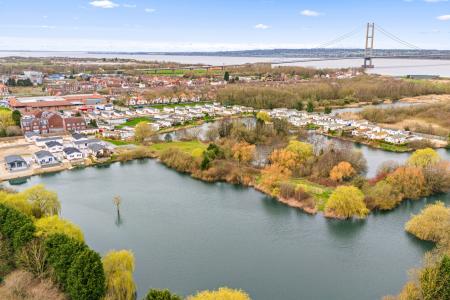 2 bedroom Park home for sale in Barton Broads Park, Maltkiln R, Barton-upon-Humber, North Lincolnshire, DN18