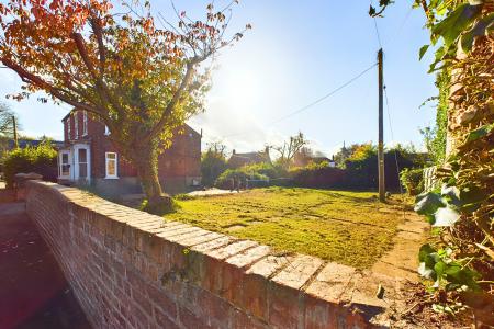 0 bedroom Land (Residential) for sale in Building Plot - King Street, Goxhill, North Lincolnshire, DN19