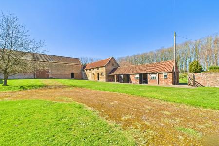 6 bedroom Manor House for sale in Burnham Manor - Burnham, Barton-upon-Humber, North Lincolnshire, DN18